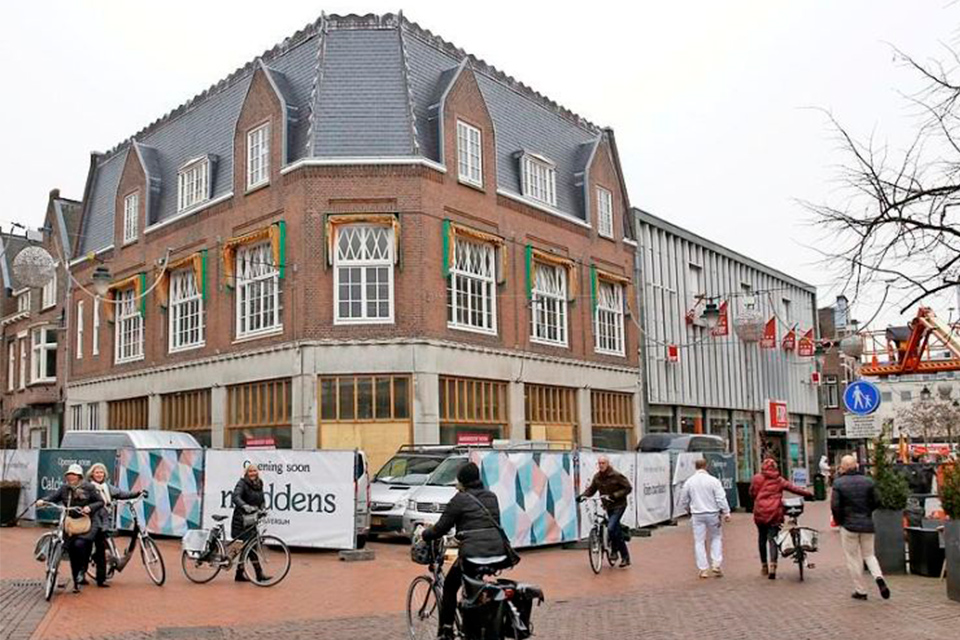 Wilbeek-project-Meddens-Hilversum-schuin-tijdens-uitvoering.jpg